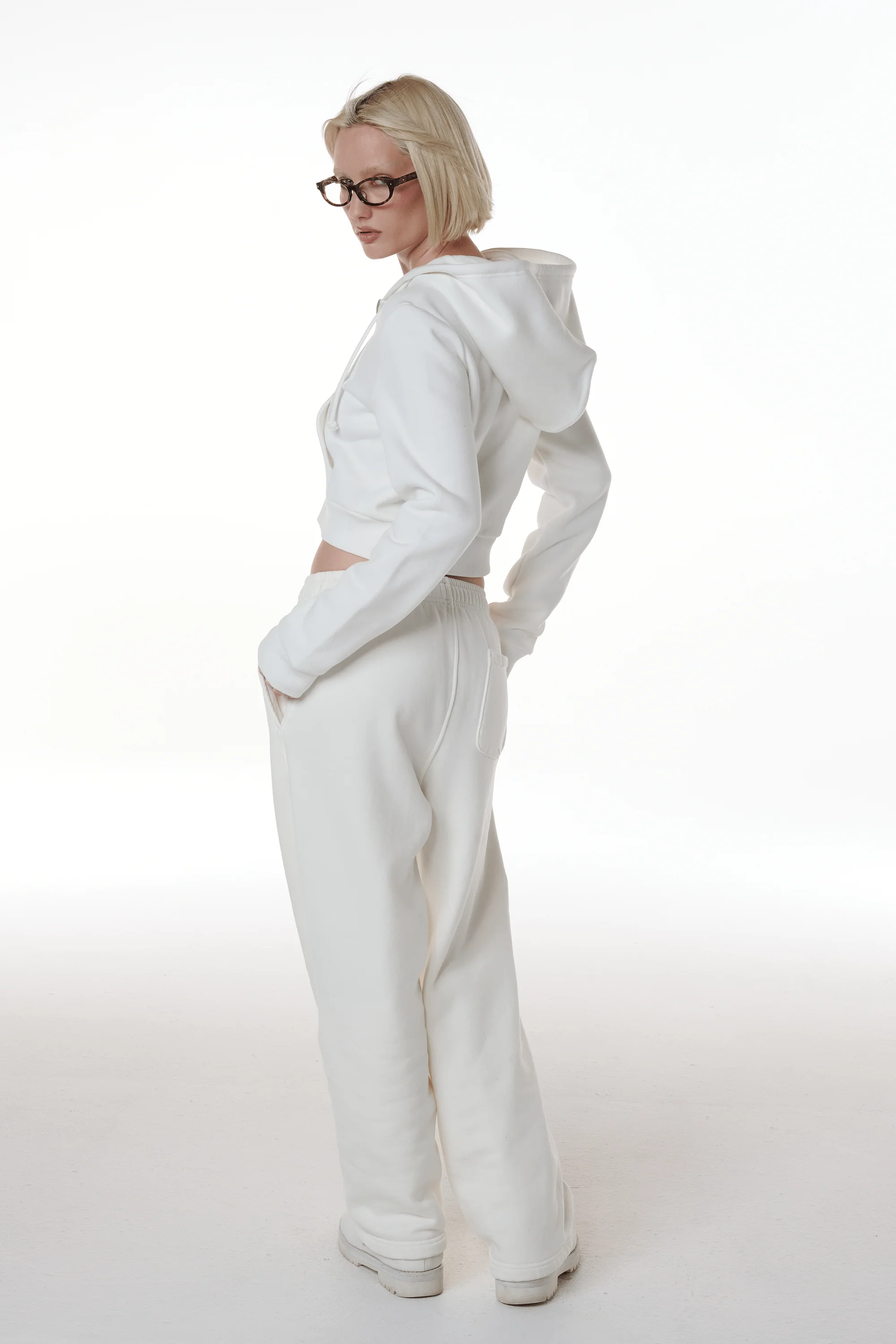 Honors Straight Leg Sweatpants - Image 10